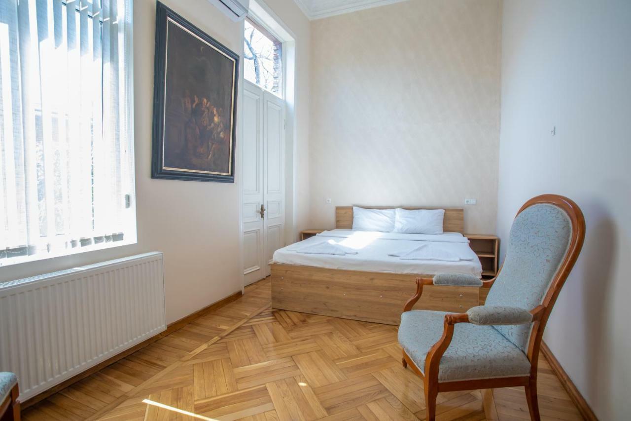 Hotel Veneto Кутаїсі Екстер'єр фото