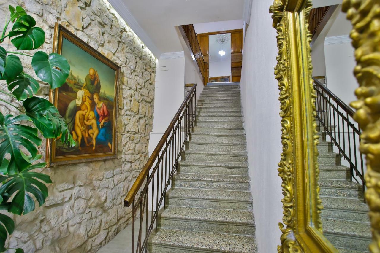 Hotel Veneto Кутаїсі Екстер'єр фото