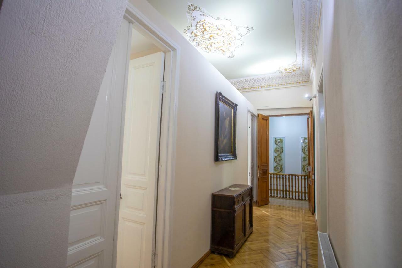Hotel Veneto Кутаїсі Екстер'єр фото