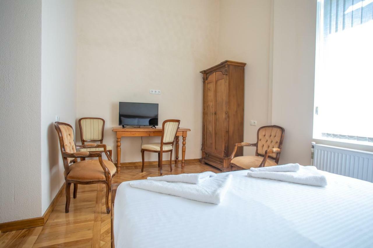 Hotel Veneto Кутаїсі Екстер'єр фото