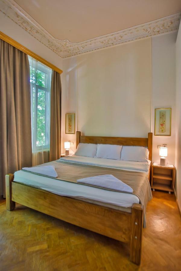 Hotel Veneto Кутаїсі Екстер'єр фото