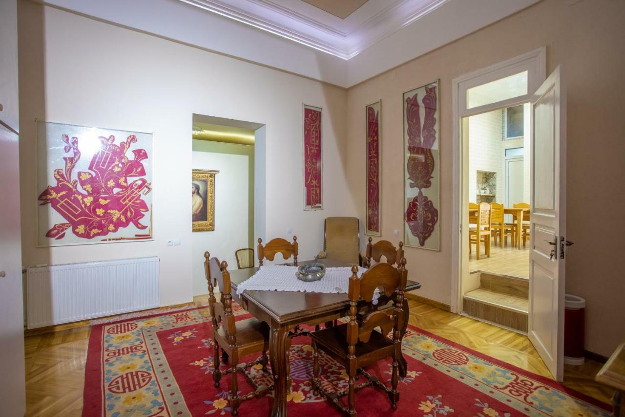 Hotel Veneto Кутаїсі Екстер'єр фото