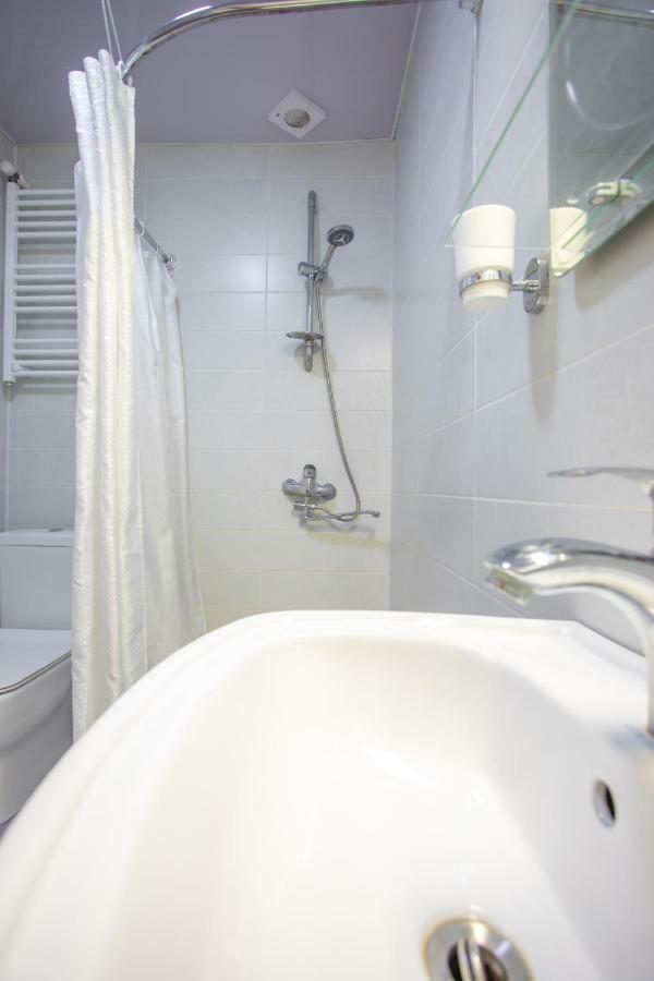 Hotel Veneto Кутаїсі Екстер'єр фото